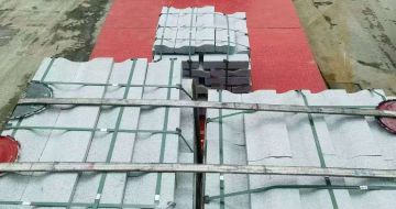 黄山 芝麻白仿形加直形路沿石出货日常