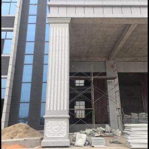 黄山 芝麻白光面花岗岩门楼大柱（罗马柱）配雕花底座