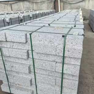 黄山 白麻花岗岩路沿石，弧形路沿石，道牙石，马路牙子，界石，路缘石，平沿石，直岩石，平缘石等