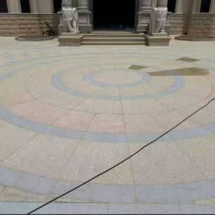 黄山 黄金麻芝麻灰花岗岩石材地铺拼接效果