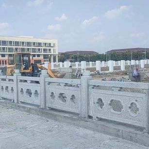 黄山 白麻花岗岩荔枝面河道栏杆