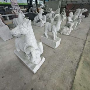 黄山 芝麻白花岗岩造型立体雕刻——十二生肖