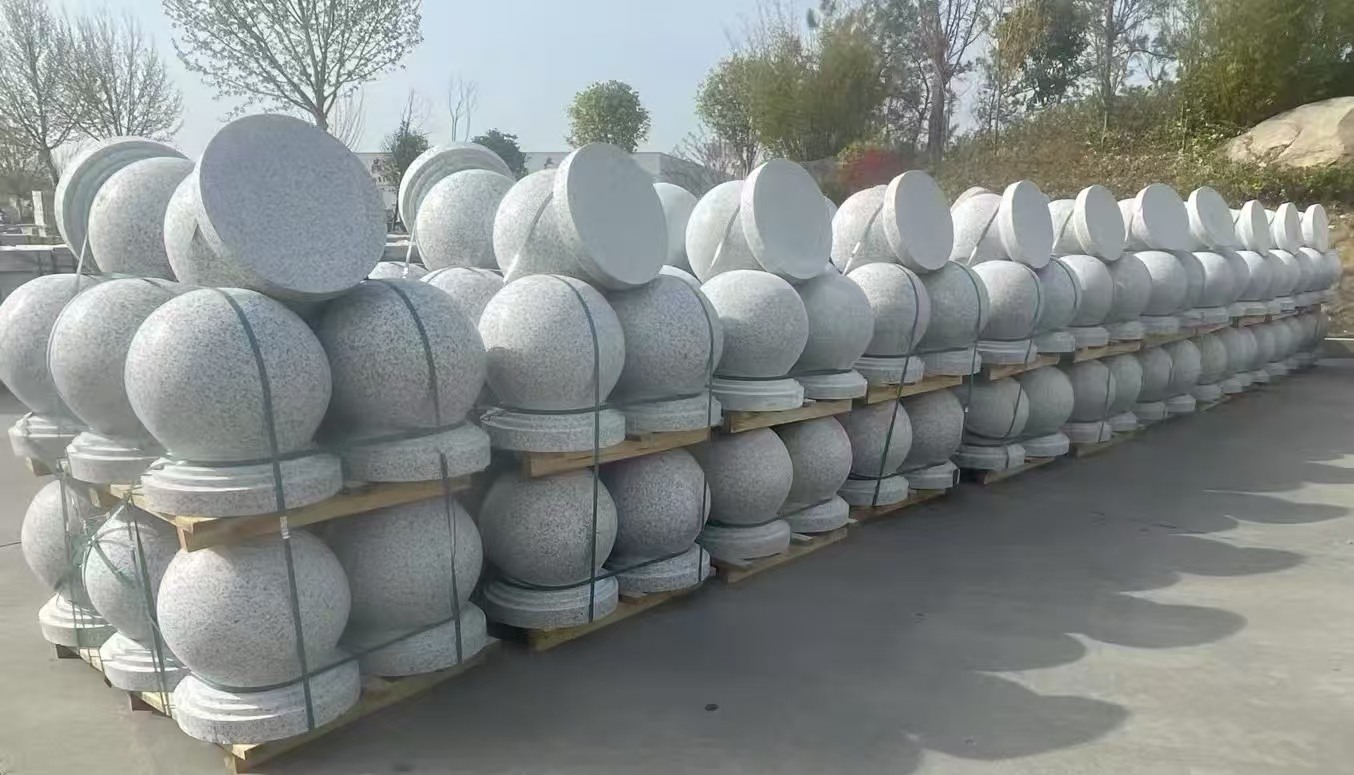 黄山 白麻花岗岩石材圆球，石球，挡车球，隔离球，景观石球，风水球等