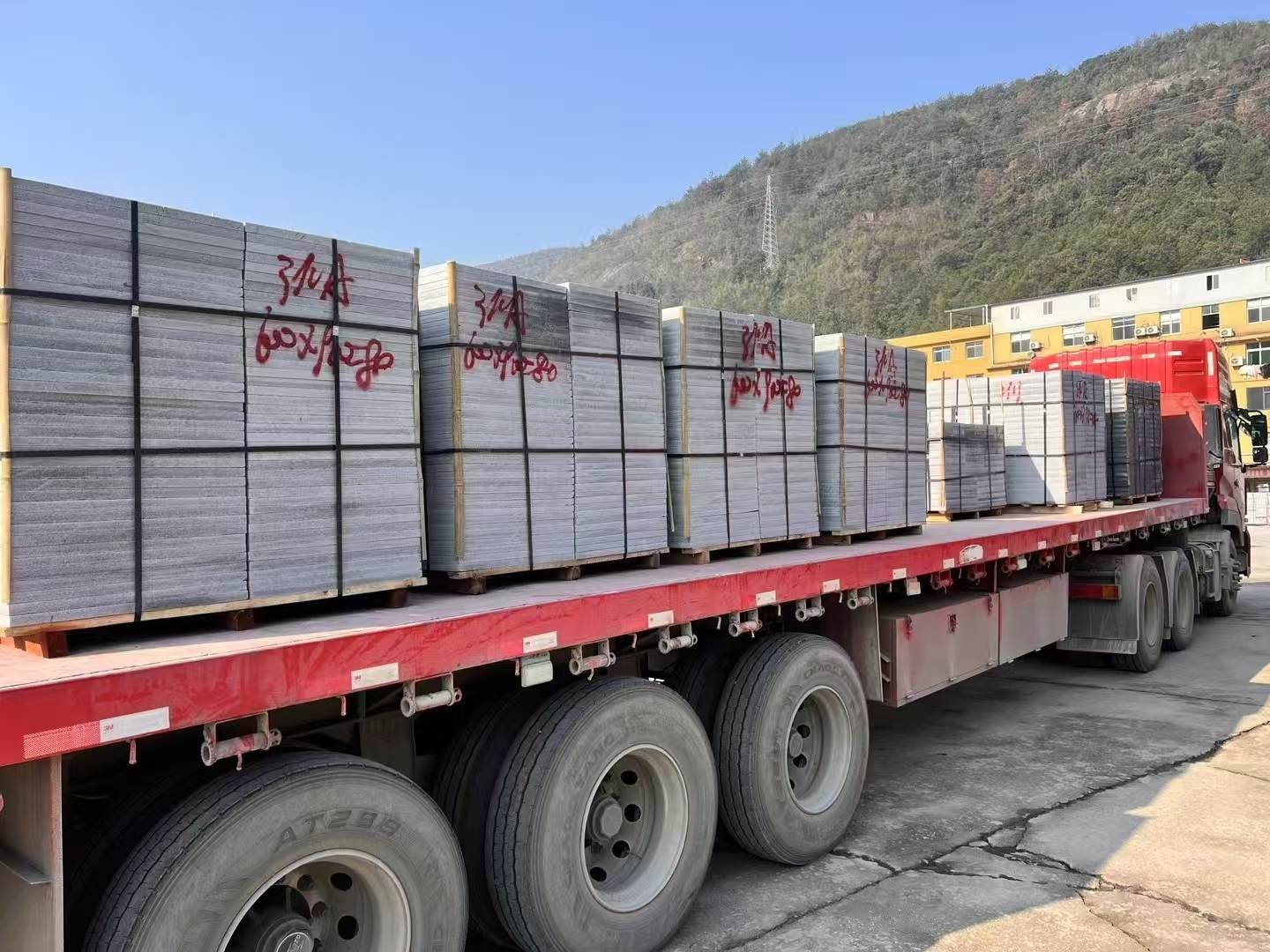 黄山 芝麻灰地铺石出货日常