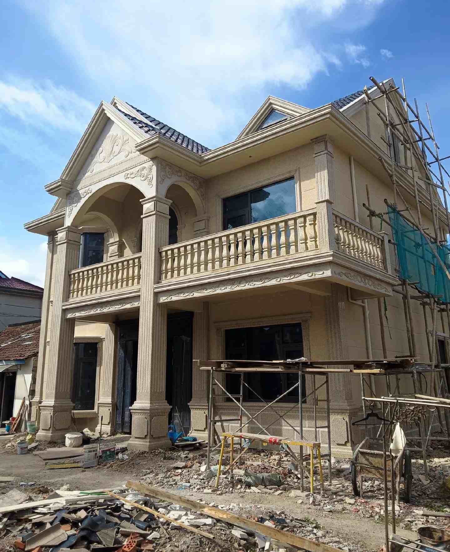 黄山 黄金麻花岗岩石材私人别墅雕花门楼柱阳台栏杆