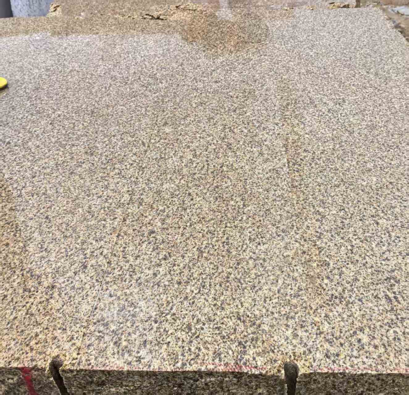 黄山 黄金麻花岗岩石材方料