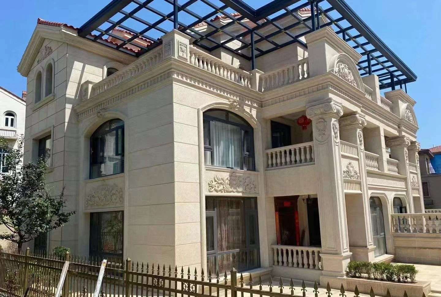 黄山 黄金麻花岗岩荔枝面别墅外墙干挂