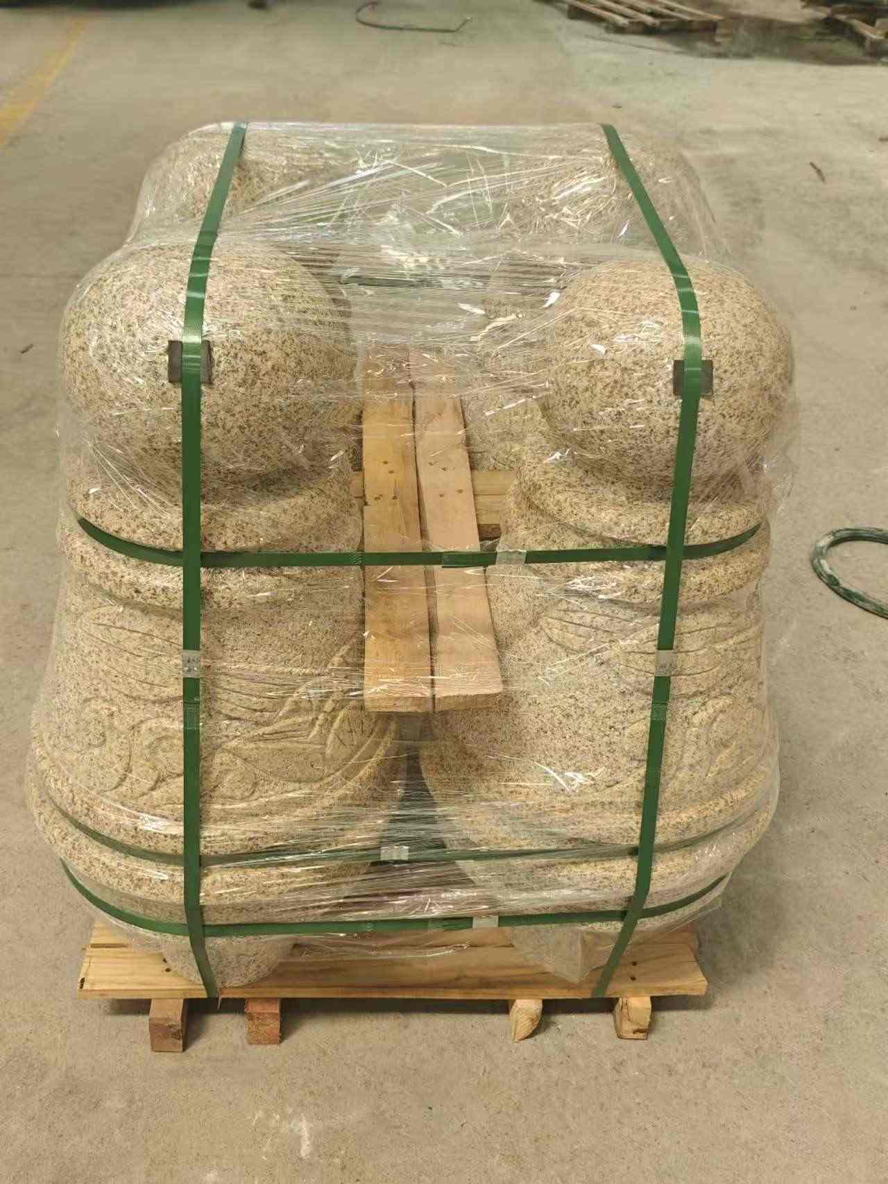 黄山 黄金麻异形定制雕花——棒棒糖挡车柱