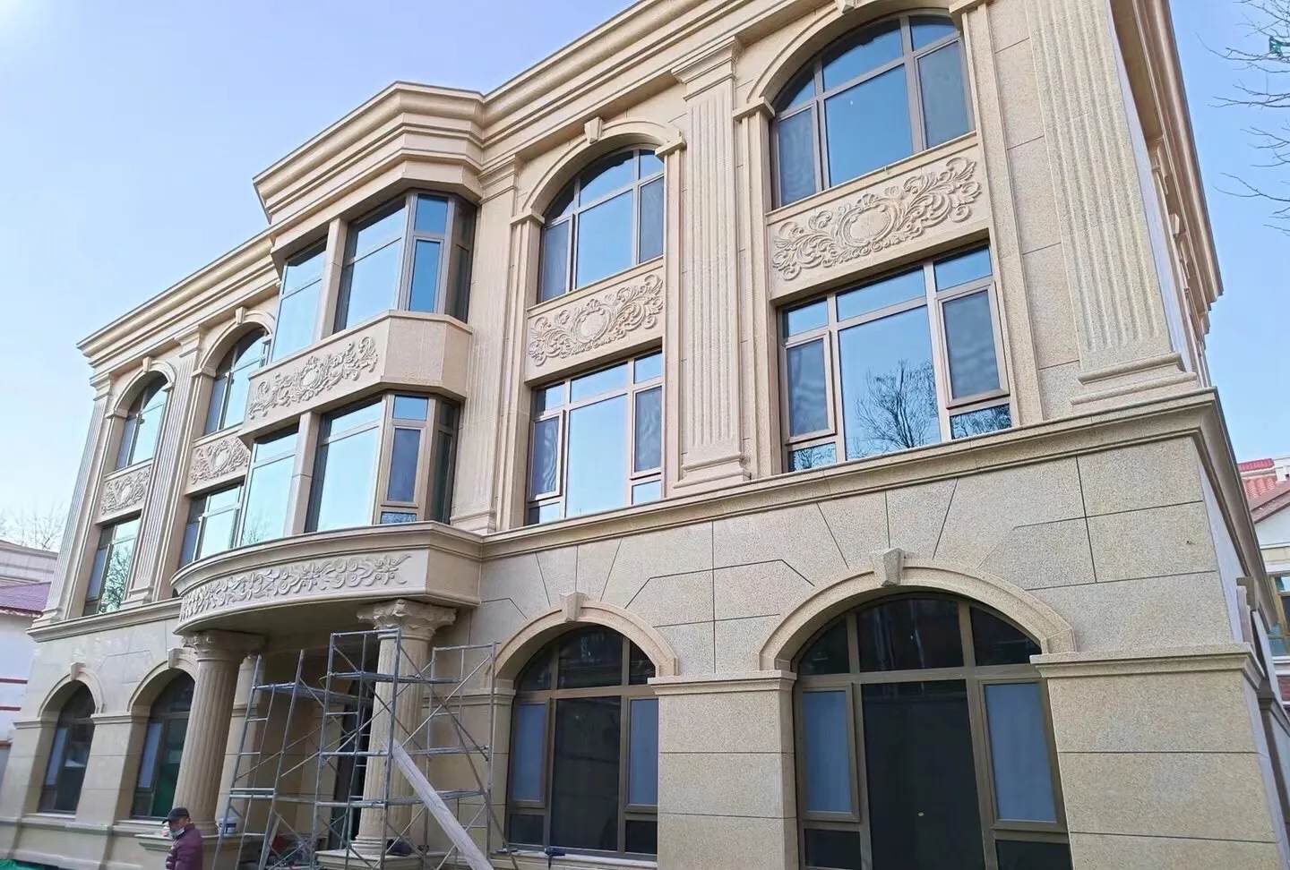 黄山 黄金麻花岗岩别墅外墙干挂