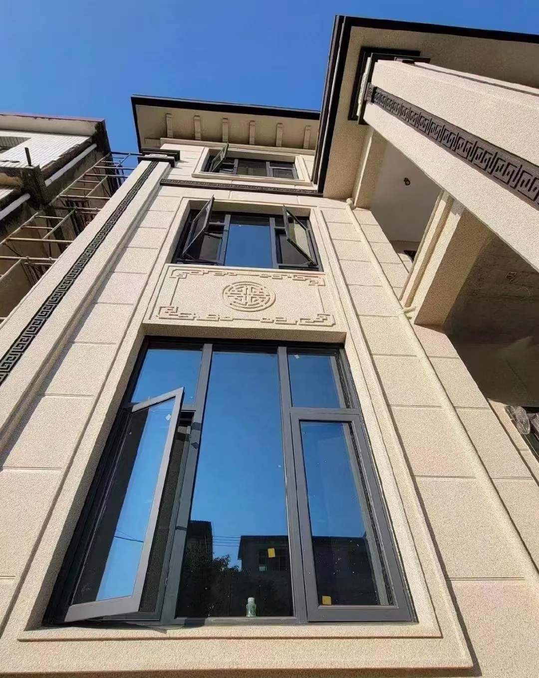 黄山 黄金麻荔枝面别墅外墙干挂效果展示