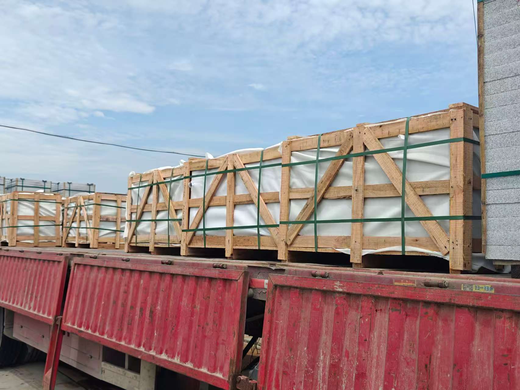 黄山 芝麻白花岗岩地铺石出口专车-泰国游