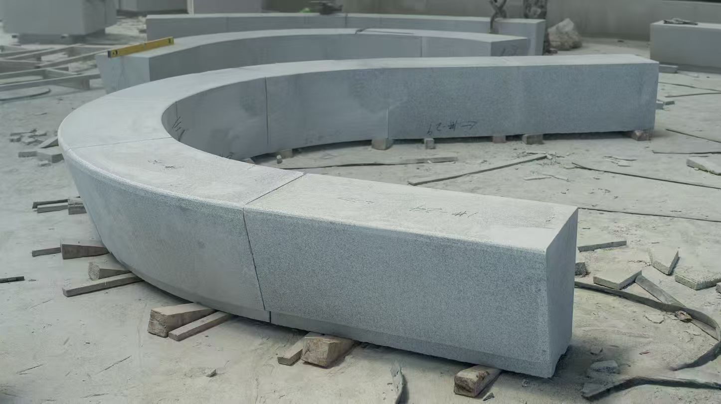 黄山 芝麻白花岗岩光面弧形坐凳