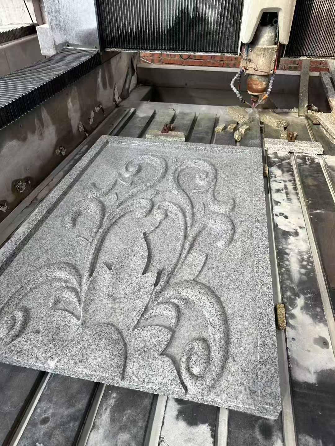 黄山 白麻别墅干挂雕花板