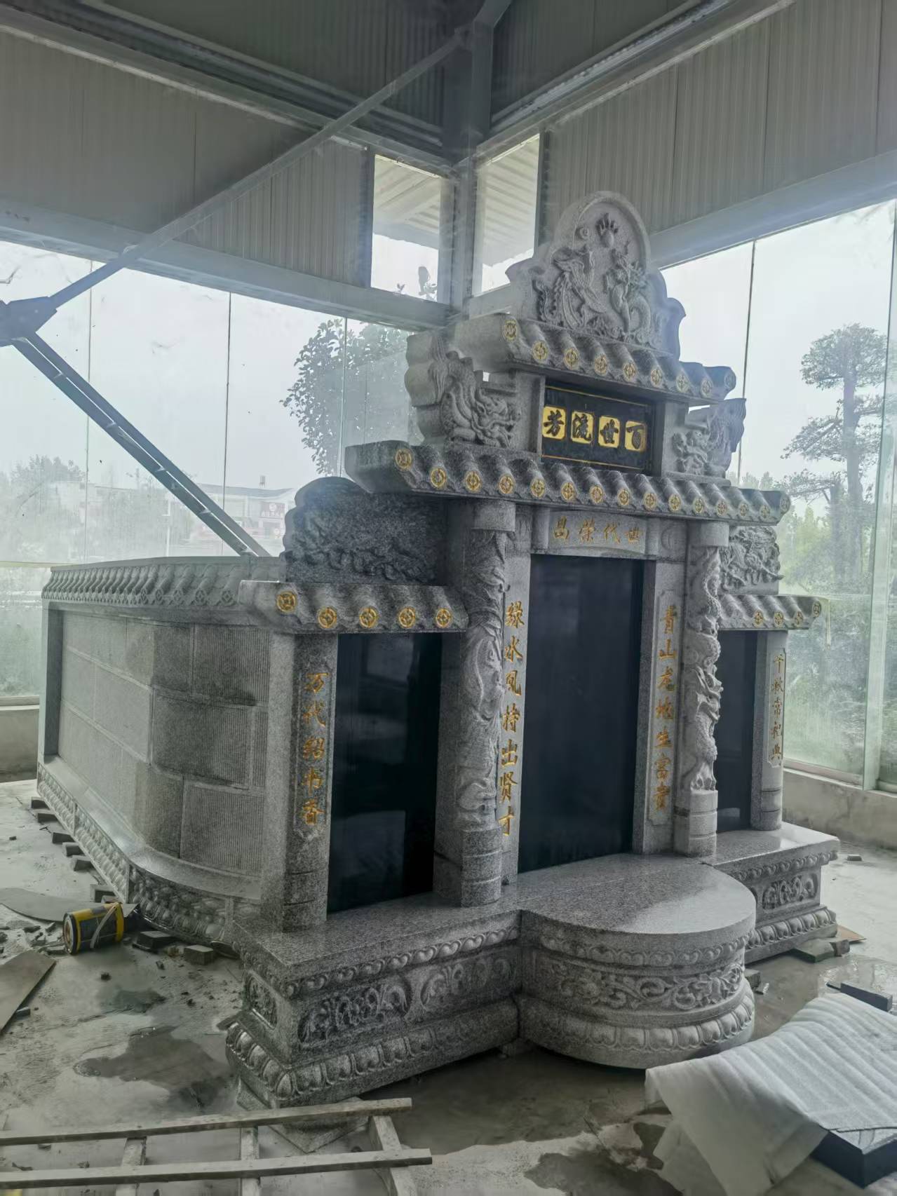 黄山 芝麻白墓碑效果展示图