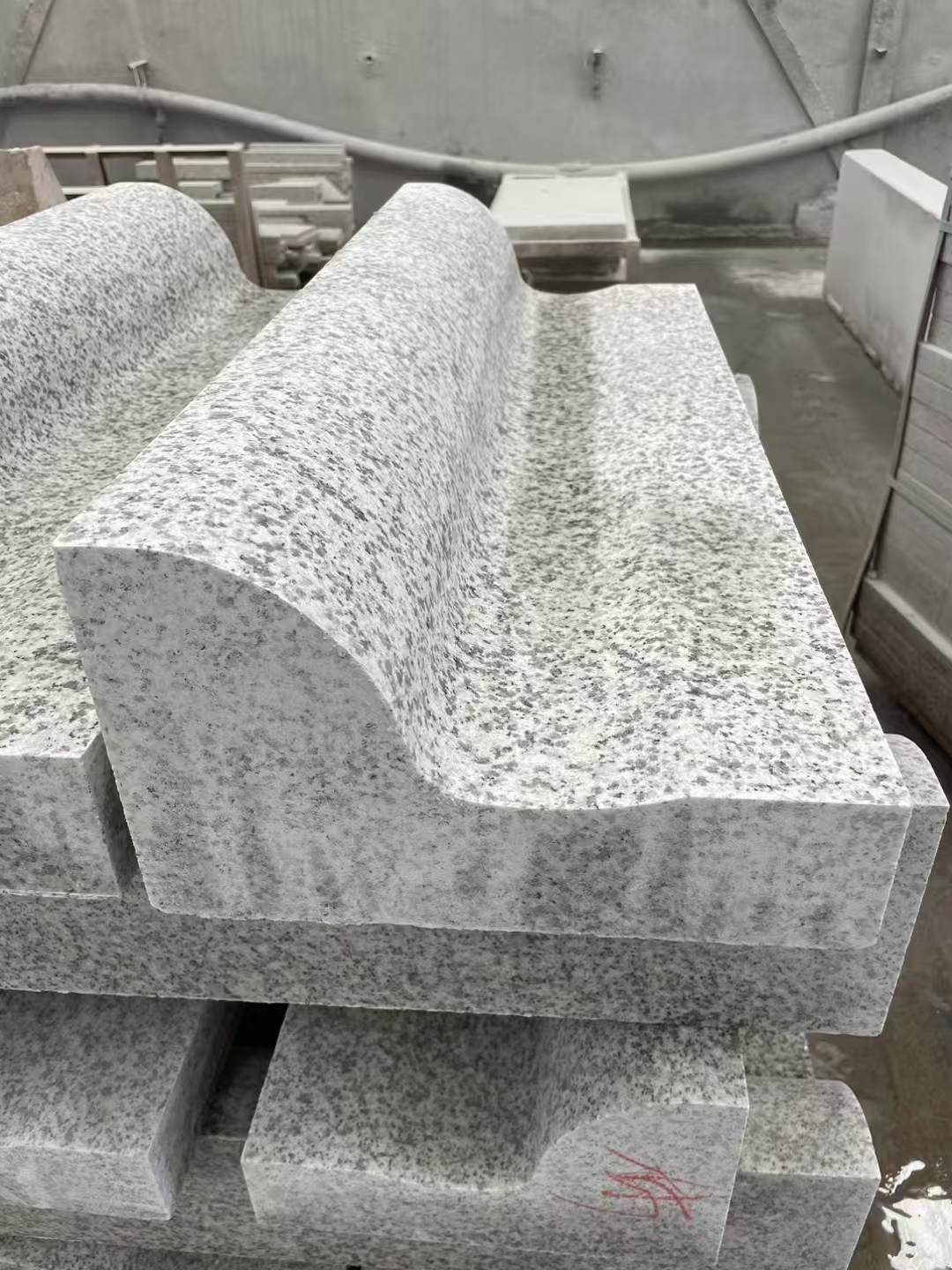 黄山 白麻花岗岩S型路沿石，路侧石，马路牙子等